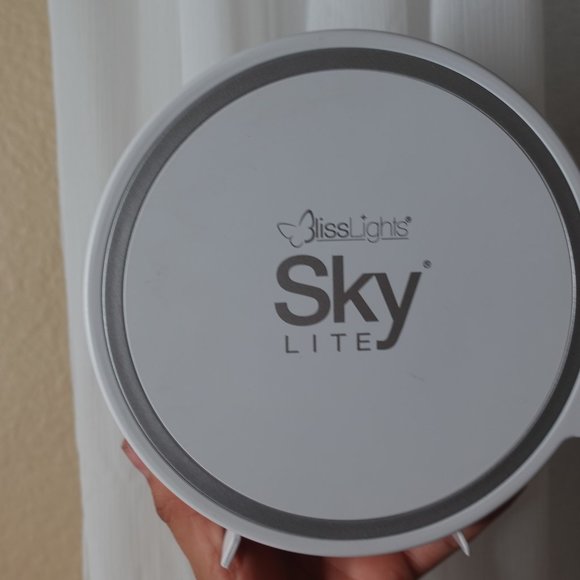 BlissLights Sky Lite - LED Laser Star Projector, Galaxy Lighting, Nebula Lamp - Picture 6 of 6